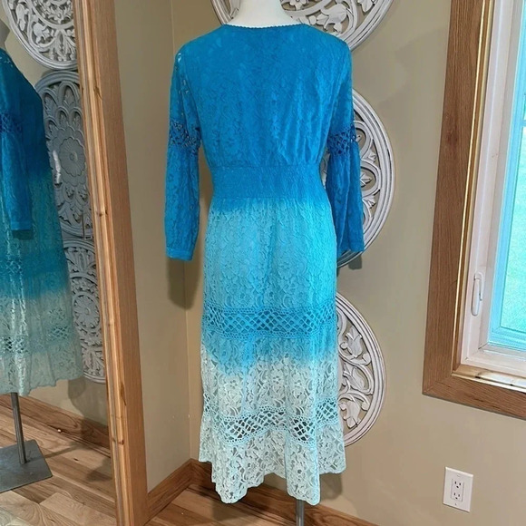 Magic  Lace Blue Ombré Button Vacation Dress - Picture 5 of 8